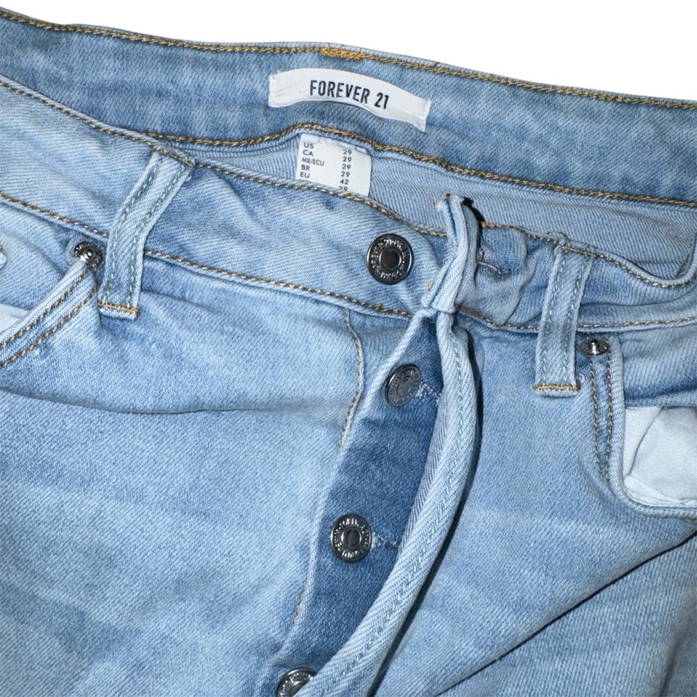 Forever 21 Light Wash Distressed Women’s Skinny Jeans Size 29 Button Fly Stretch - Picture 7 of 7